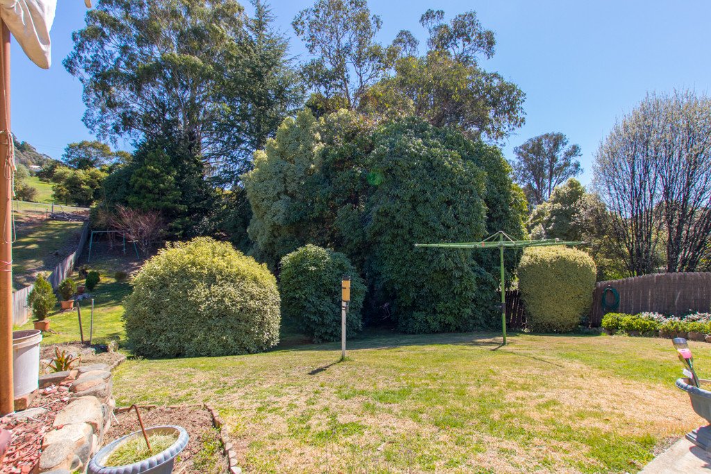 12 Batlow Avenue BATLOW 18