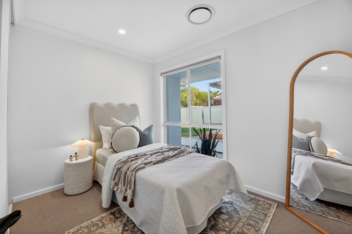 12 Baumea Court Elanora 18