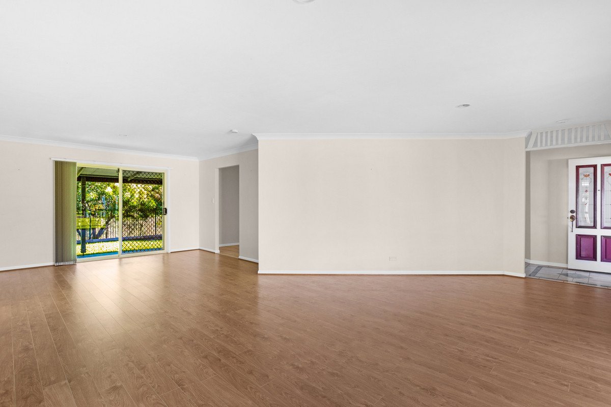 12 Baumea Court Elanora 6