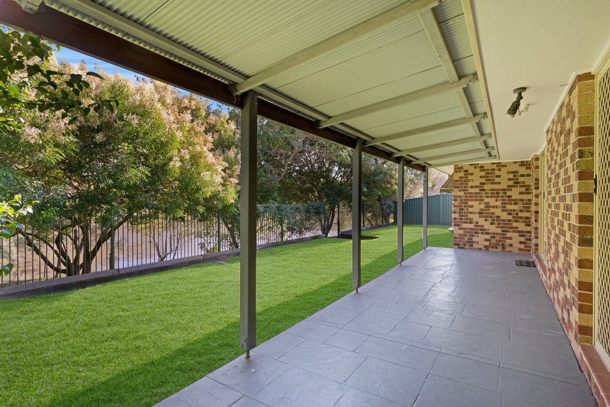 12 Baumea Court Elanora 7