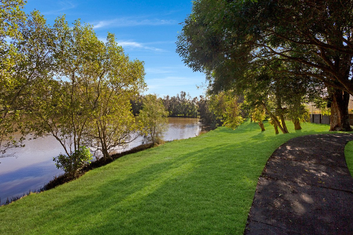 12 Baumea Court Elanora 9