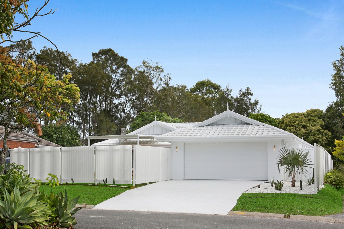 12 Baumea Court Elanora 21