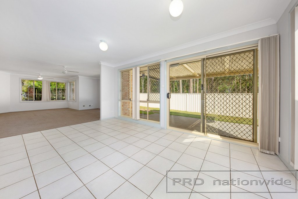 12 Beaufort Circuit EAST MAITLAND 5