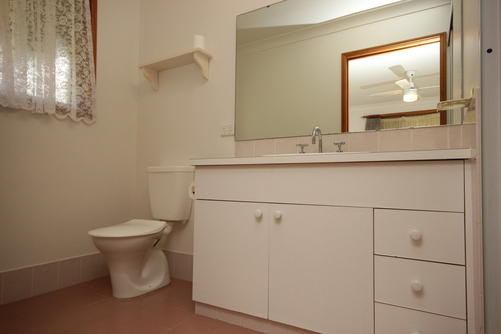 12 Benaroon Drive KENDALL 4