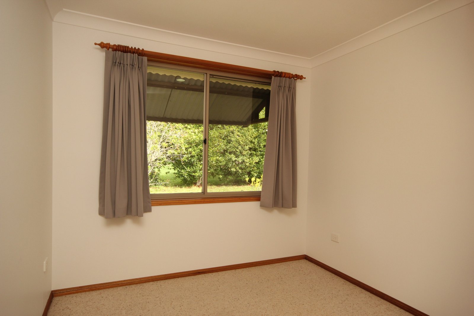 12 Benaroon Drive KENDALL 6