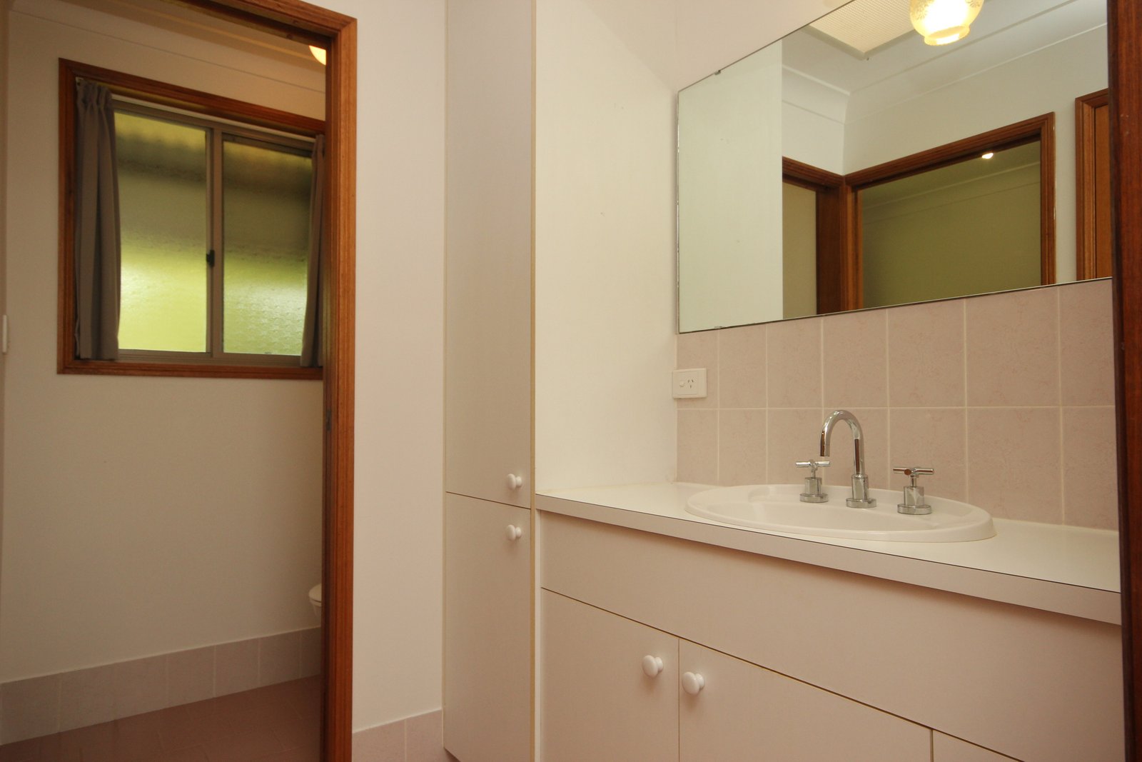 12 Benaroon Drive KENDALL 7