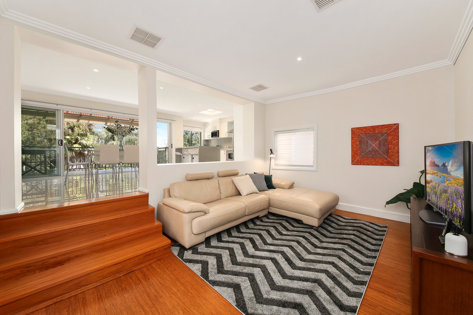 12 Bernard Avenue BARDWELL PARK 5