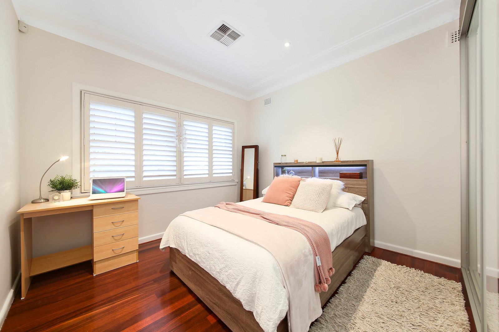 12 Bernard Avenue BARDWELL PARK 9