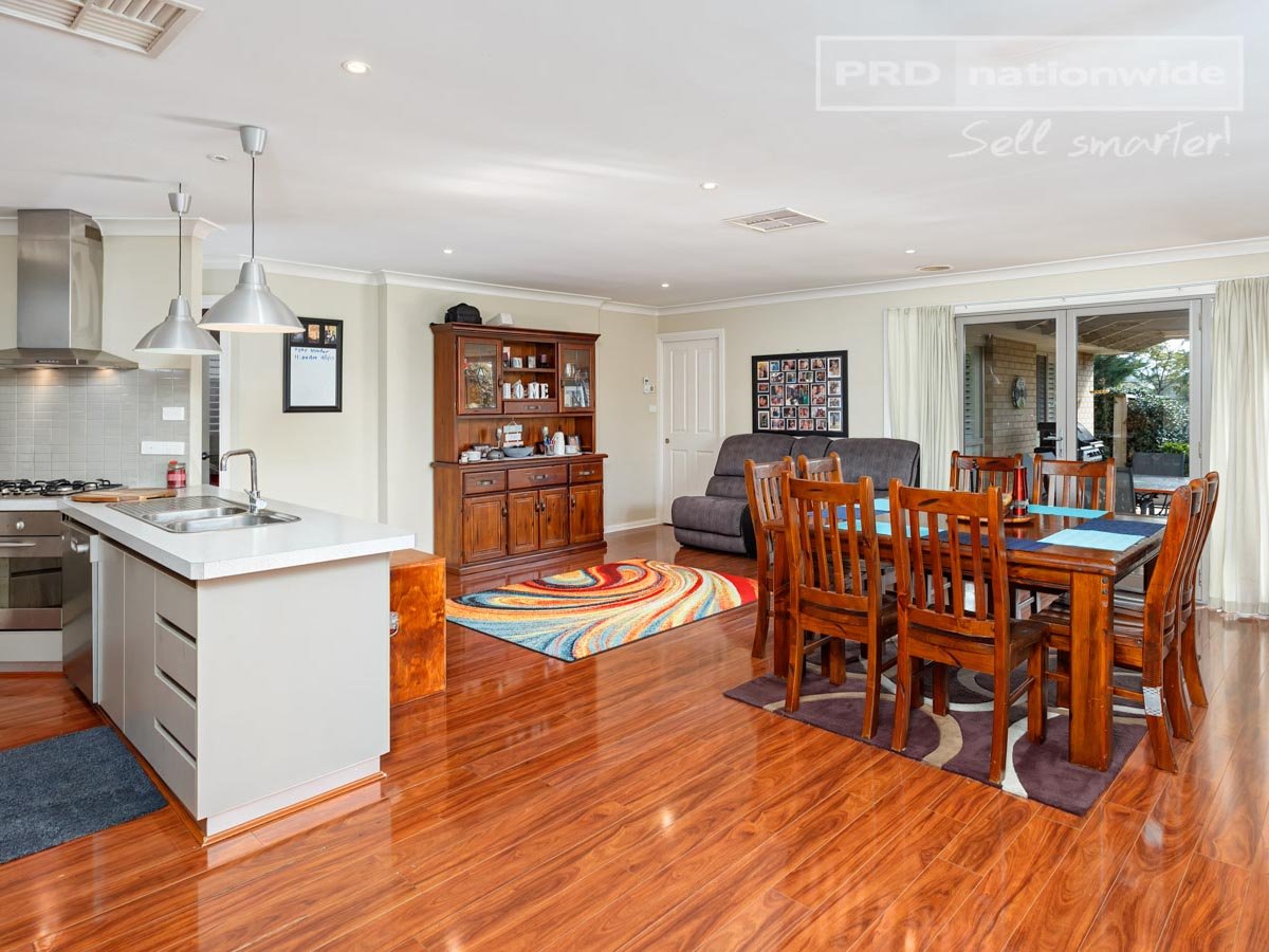 12 Birri Place GLENFIELD PARK 3