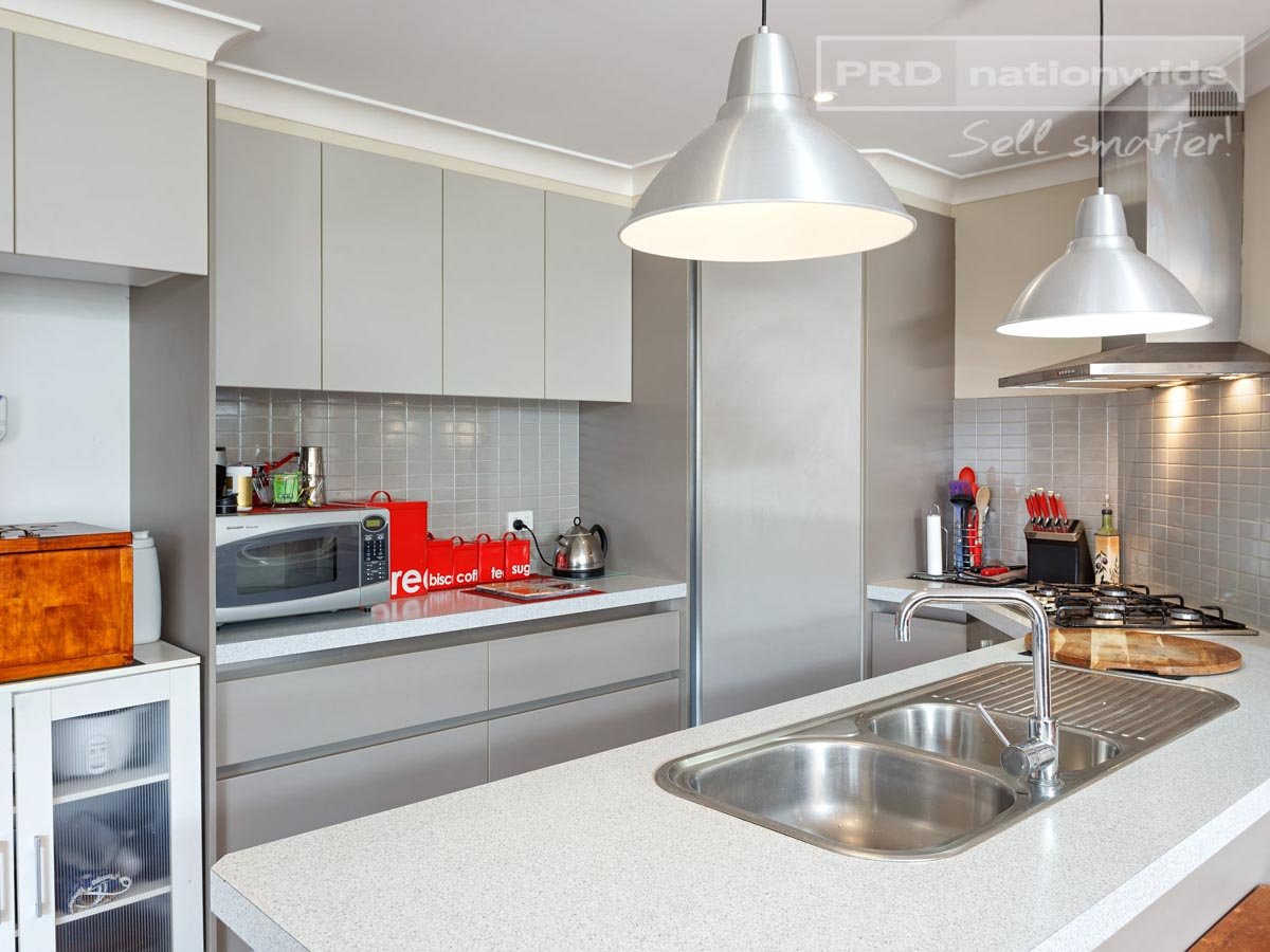 12 Birri Place GLENFIELD PARK 4