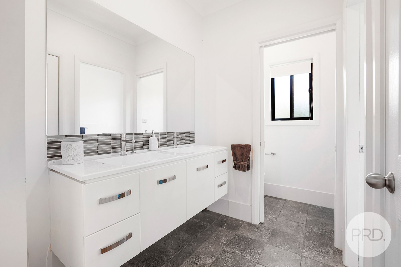 12 Blue Gum Road TAMWORTH 22