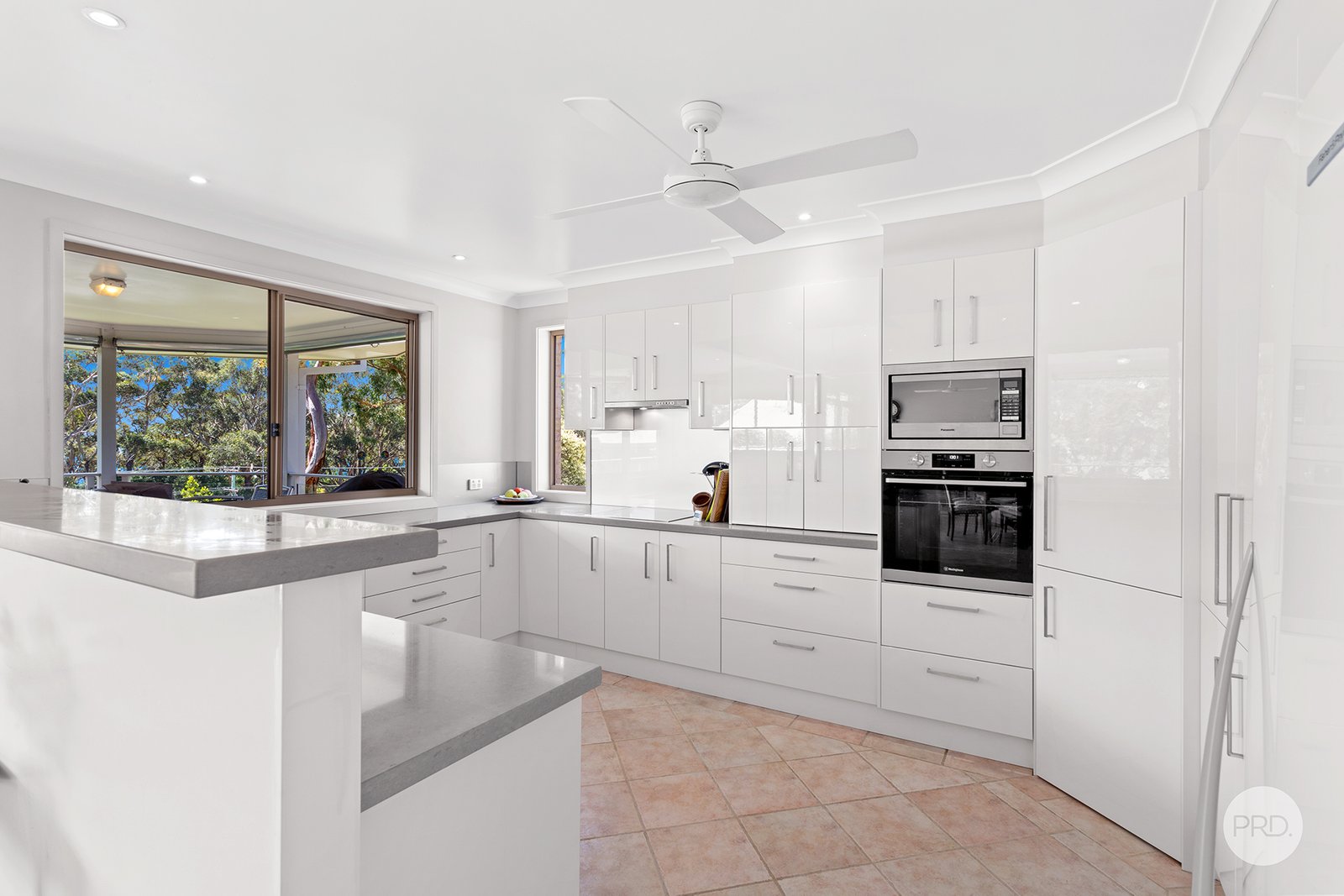 12 Bonito Street CORLETTE 12