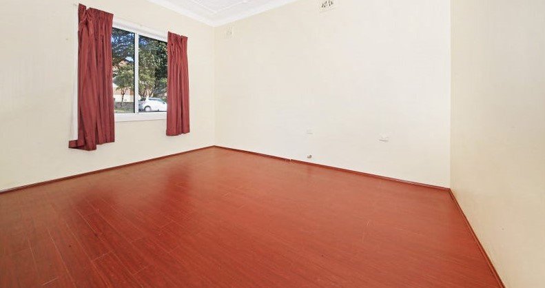 12 Botany Street CARLTON 2