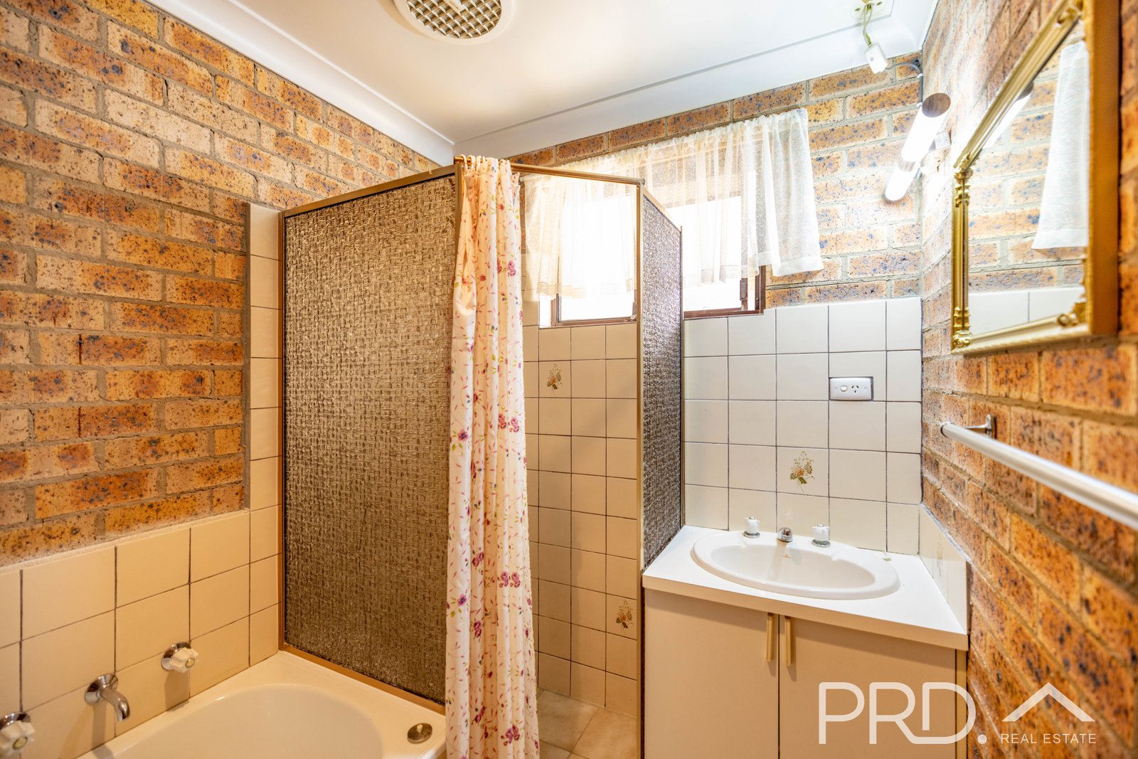 12 Bottlebrush Drive TUMUT 5