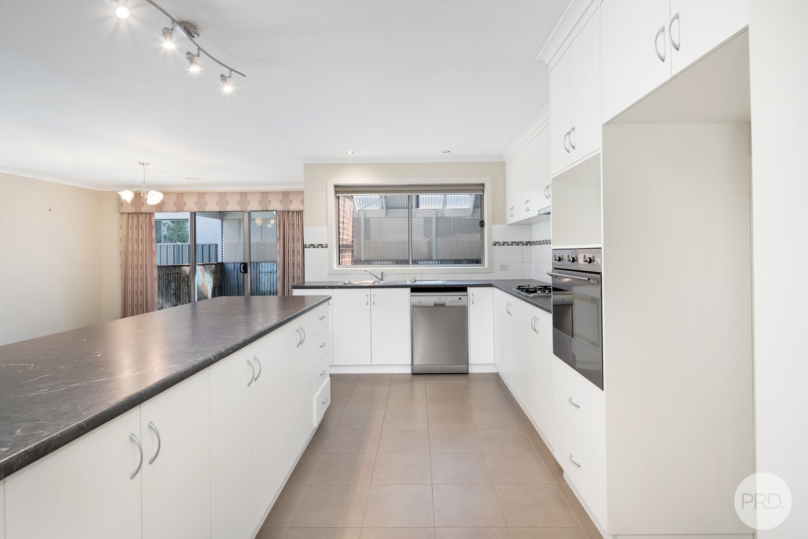 12 Brahman Drive DELACOMBE 3
