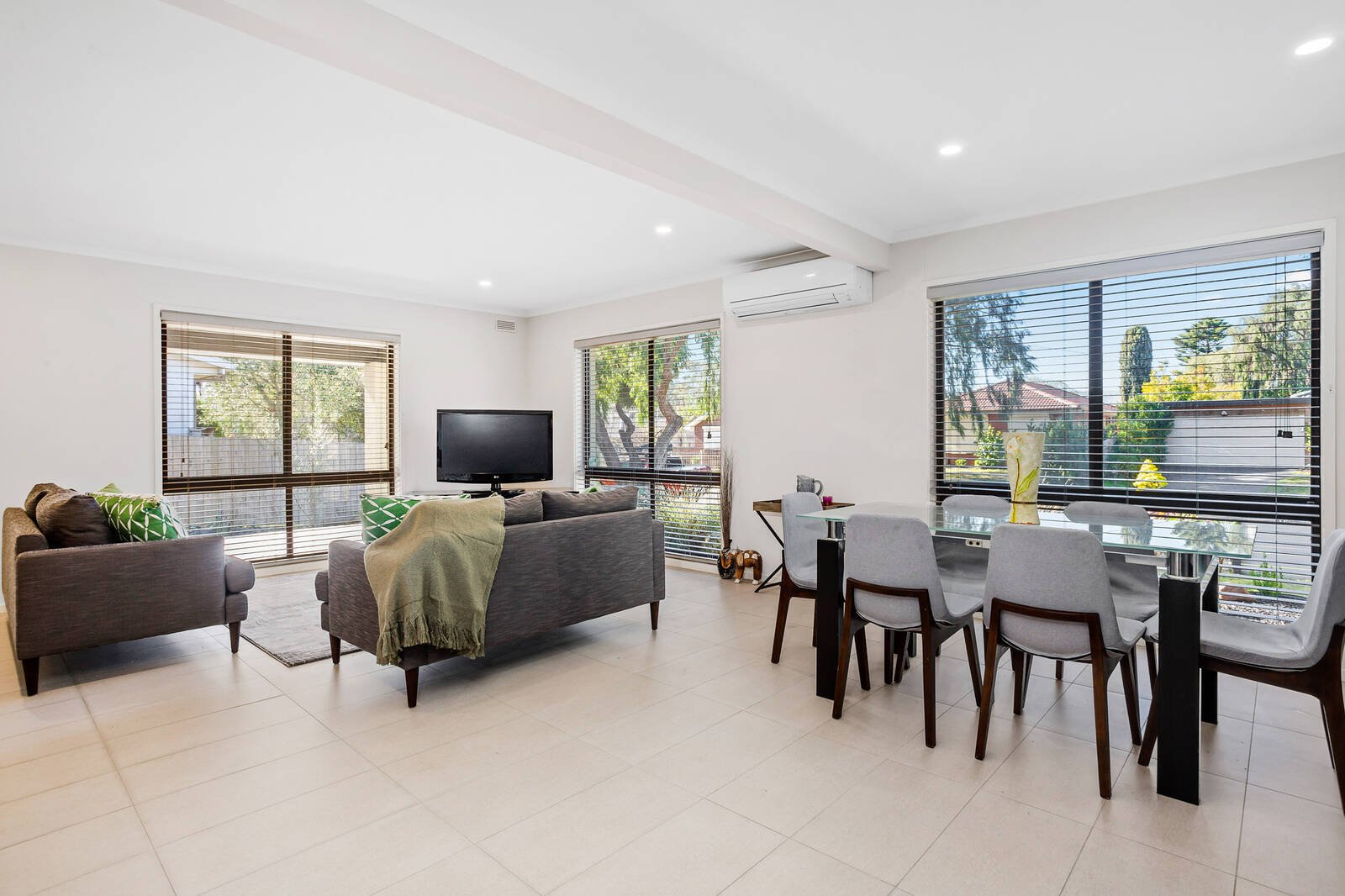 Real Estate and Property in 12 Branson Street, Rosebud, VIC