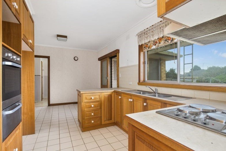 Gallery: 12 Braund Avenue