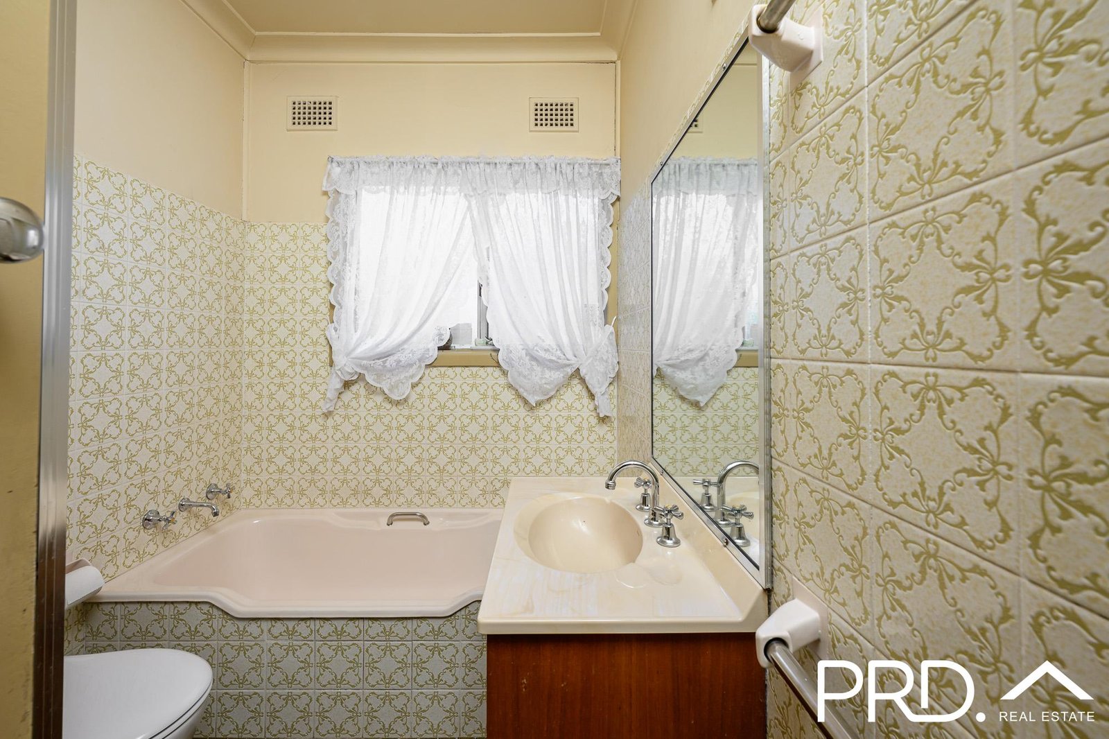 12 Brighton Avenue PANANIA 7