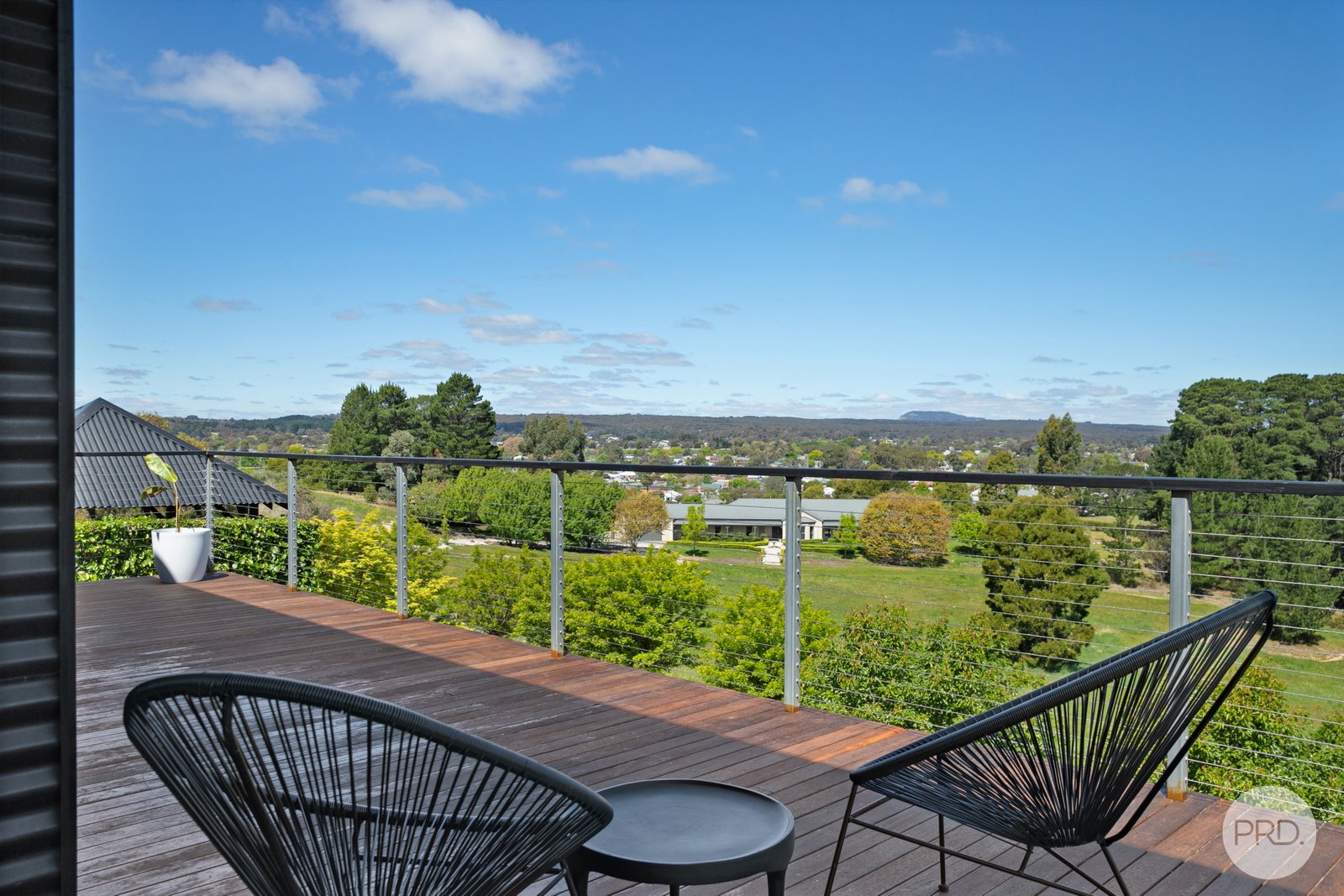 12 Brooksbank Court BLACK HILL 14