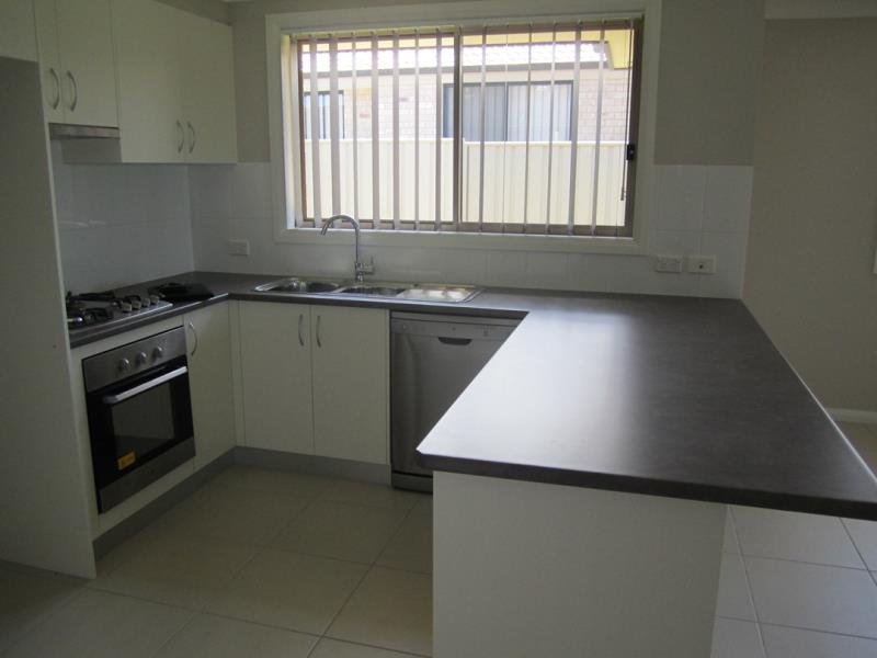 12 Brushbox Grove TAMWORTH 2