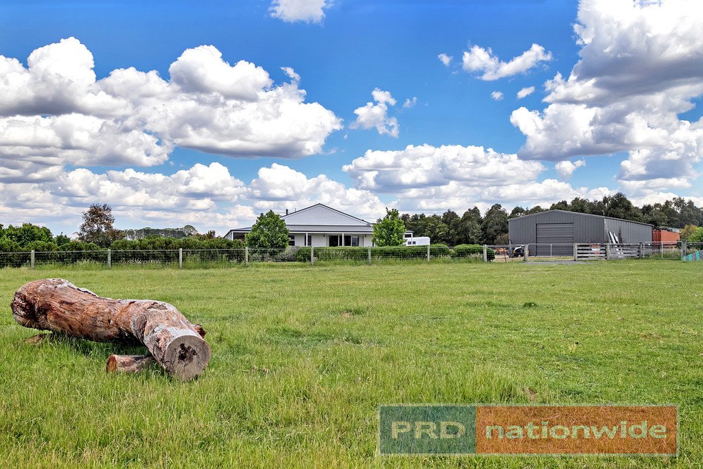 12 Bryant Court BALLAN 12