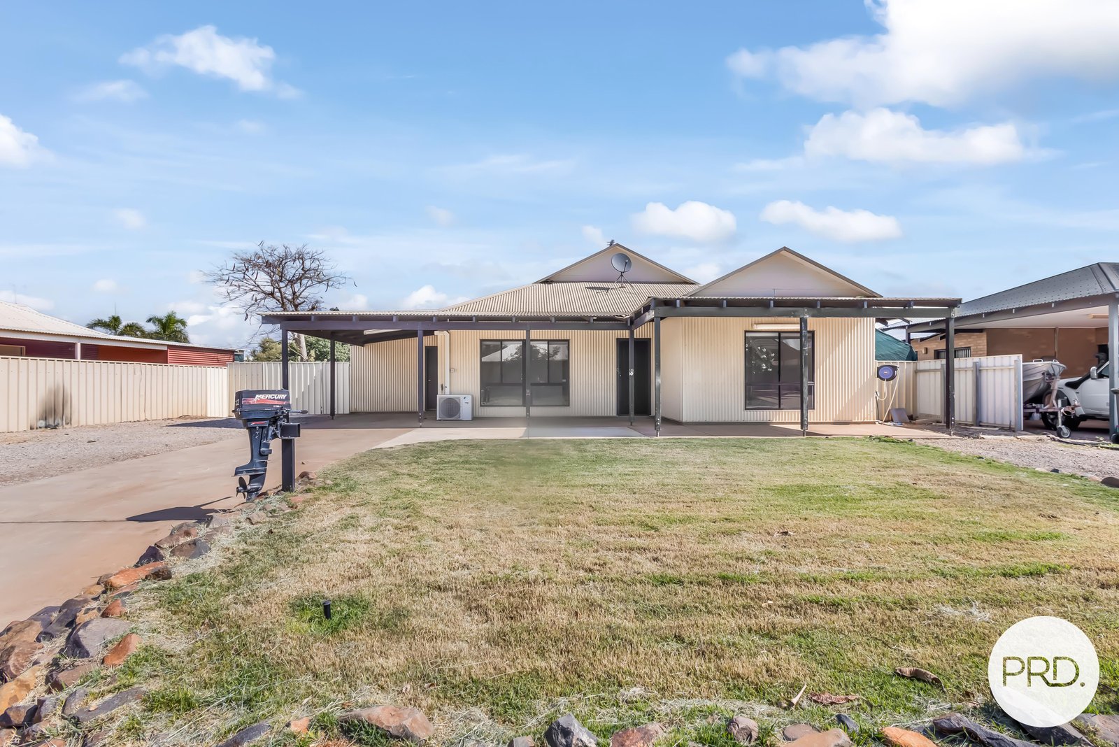 12 Buchanan Circuit BAYNTON 11