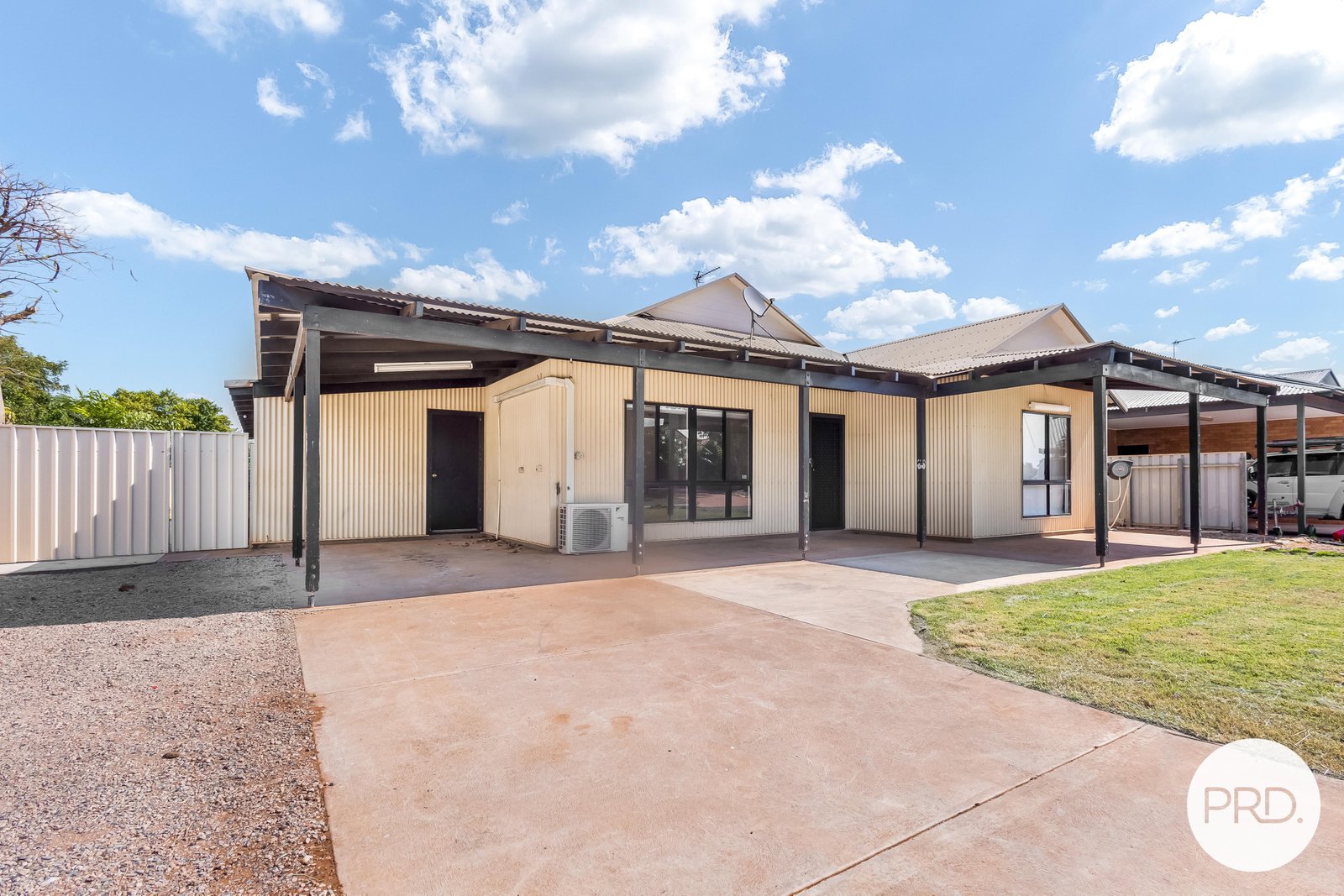 12 Buchanan Circuit BAYNTON 12