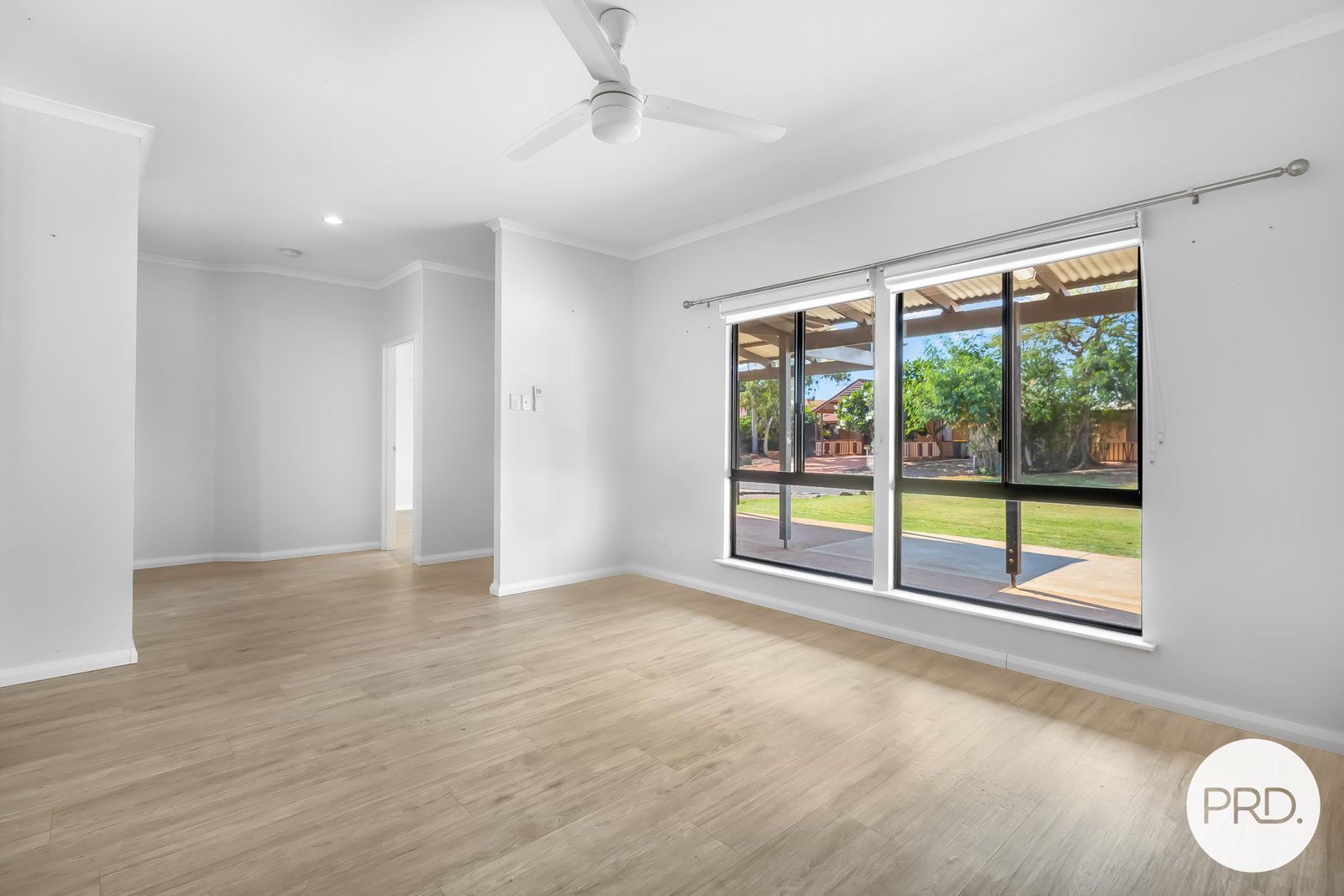 12 Buchanan Circuit BAYNTON 15