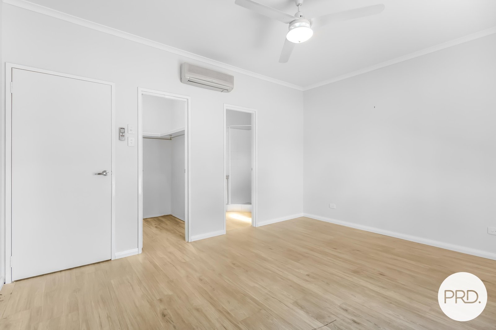 12 Buchanan Circuit BAYNTON 17