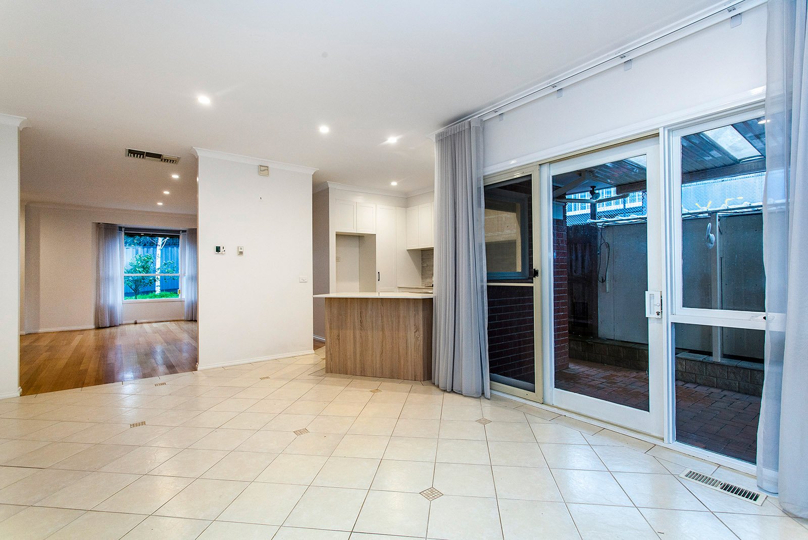 Real Estate and Property in 1/2 Bullen Street, Doncaster East, VIC