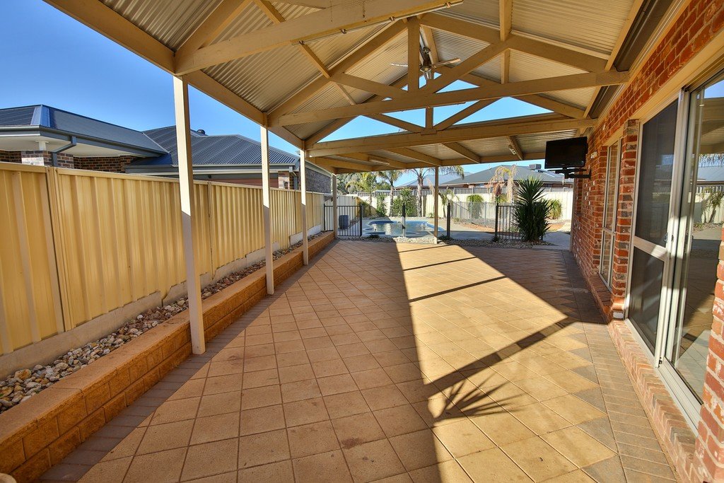 12 Burdekin Court RED CLIFFS 9