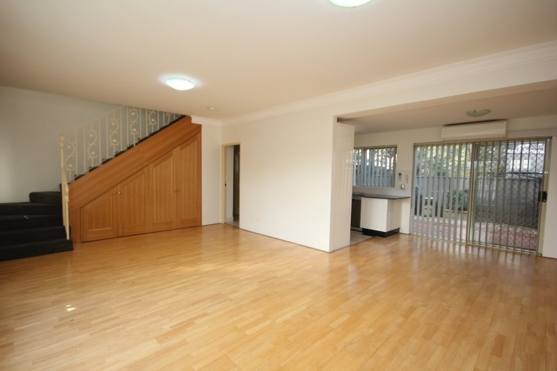 12 Burlington Street MONTEREY 2