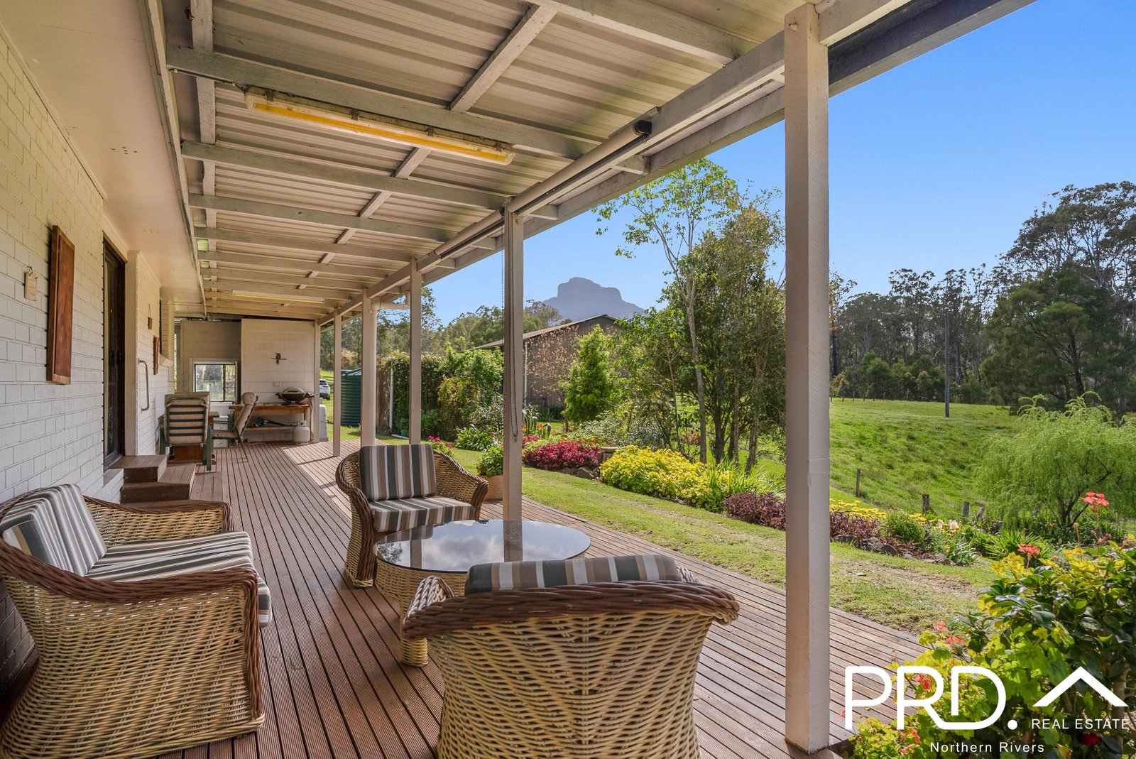 12 Burnetts Lane DAIRY FLAT 7