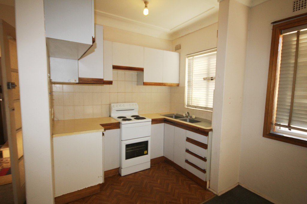 1/2 Cadia Street KOGARAH 2