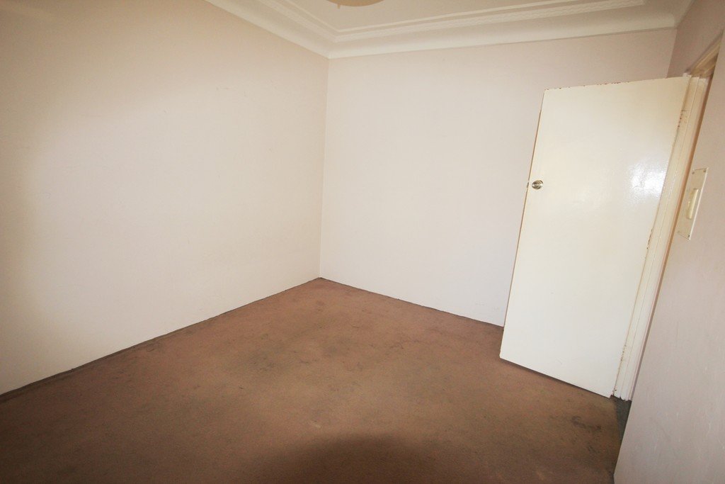 1/2 Cadia Street KOGARAH 5