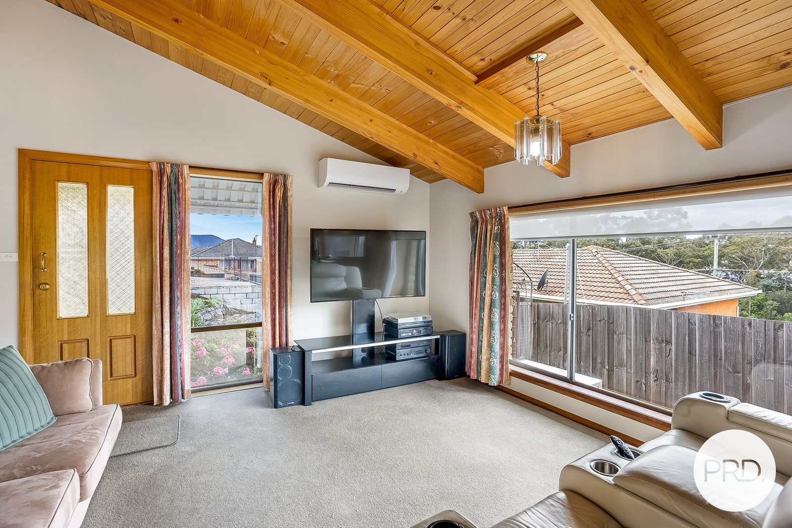 1/2 Calarie Court GLENORCHY 8