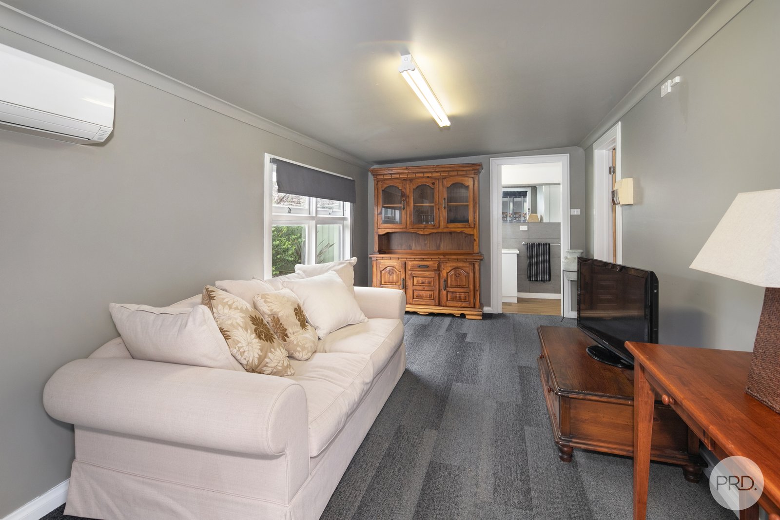 12 Cambridge Street WENDOUREE 9