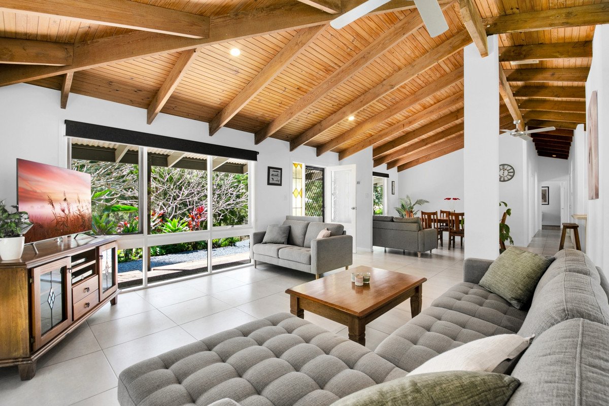 12 Carapook Crescent Tallebudgera 11