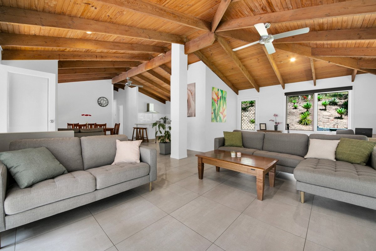 12 Carapook Crescent Tallebudgera 15