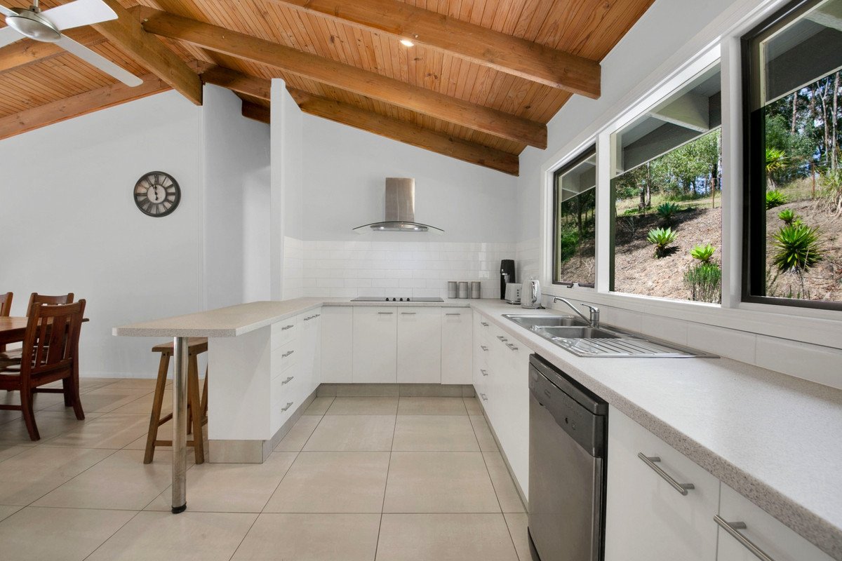 12 Carapook Crescent Tallebudgera 17