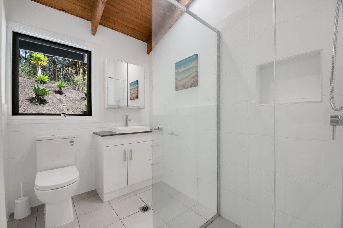 12 Carapook Crescent Tallebudgera 24