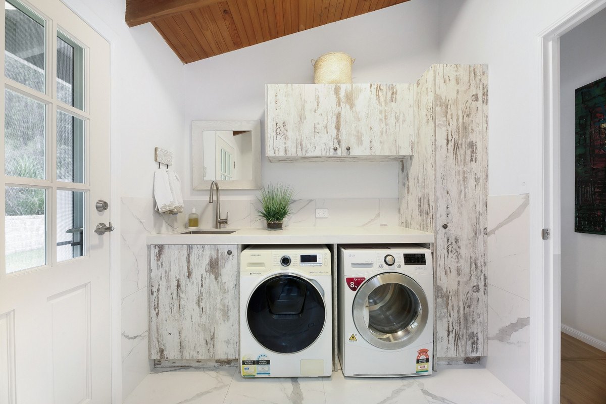 12 Carapook Crescent Tallebudgera 18