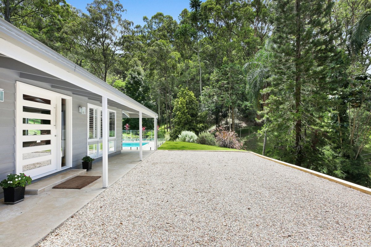 12 Carapook Crescent Tallebudgera 22