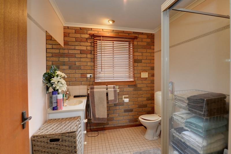 Gallery: 1/2 Carew Court