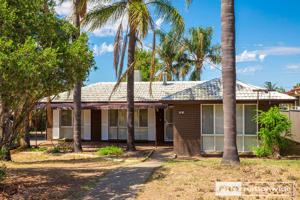 12 Carole Drive KOOTINGAL 1