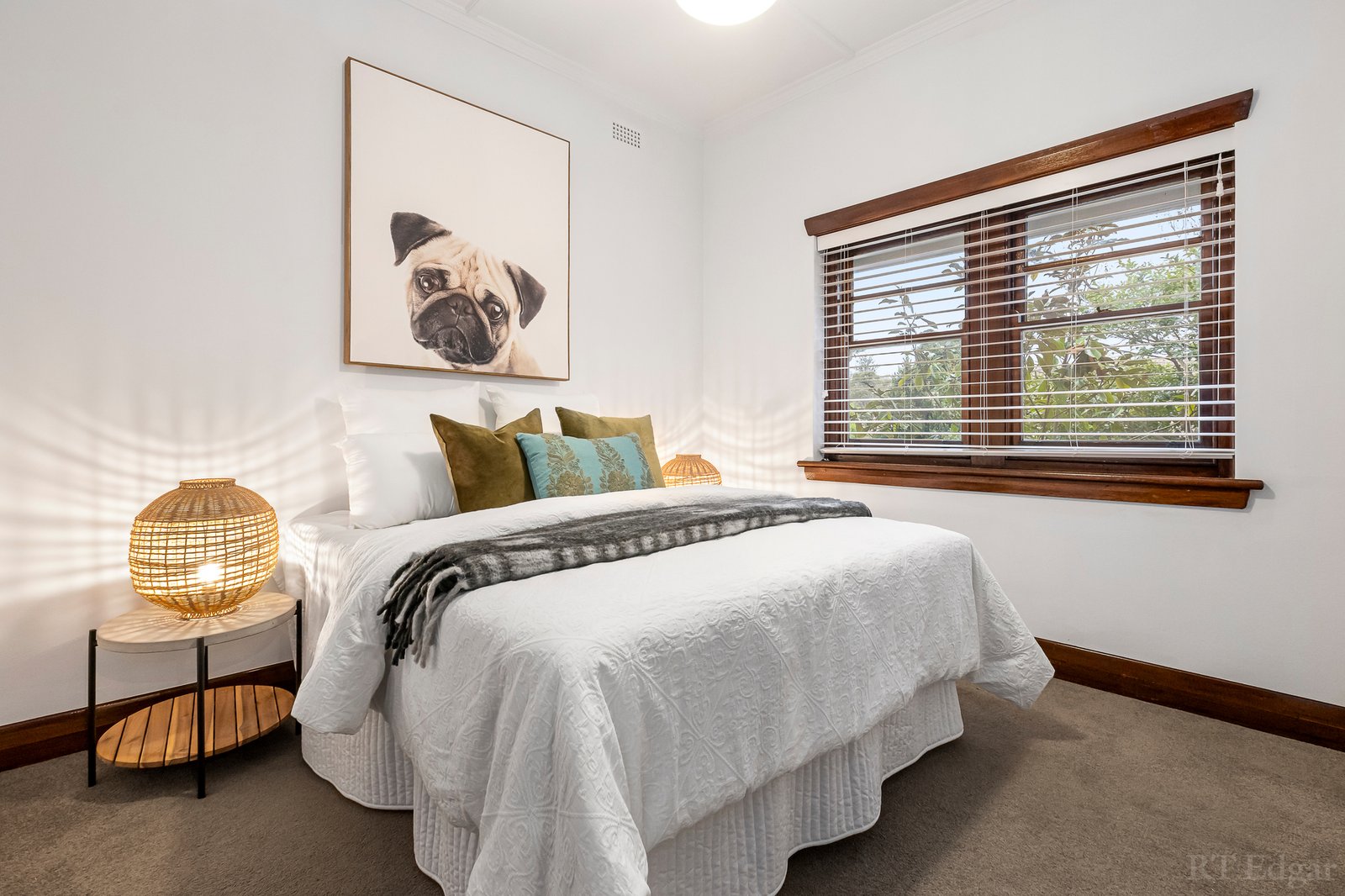 Real Estate and Property in 12 Carrick Street, Mont Albert, VIC