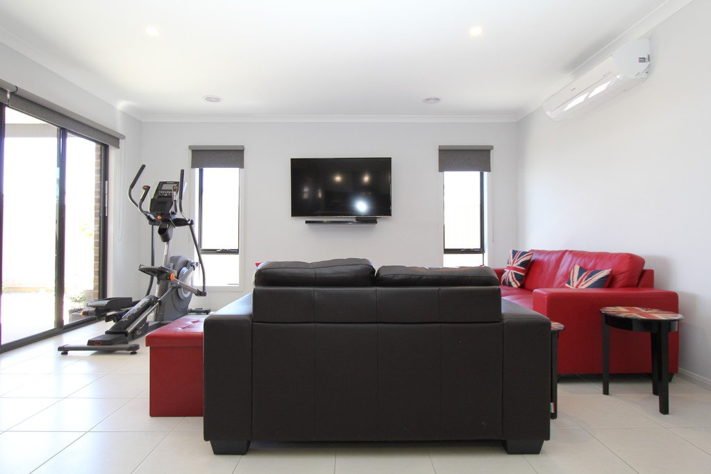 12 Carrum Street ALFREDTON 8