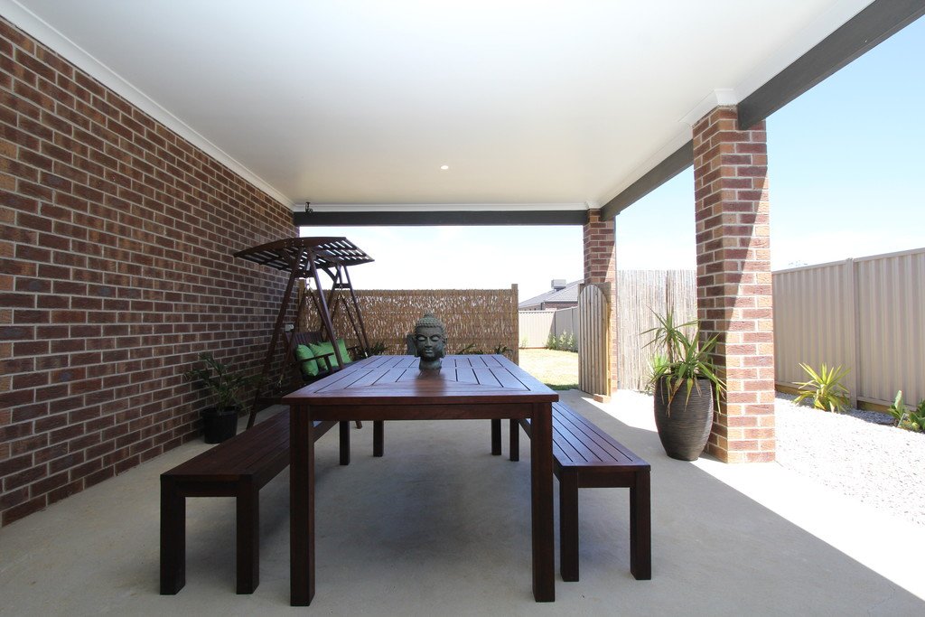 12 Carrum Street ALFREDTON 18