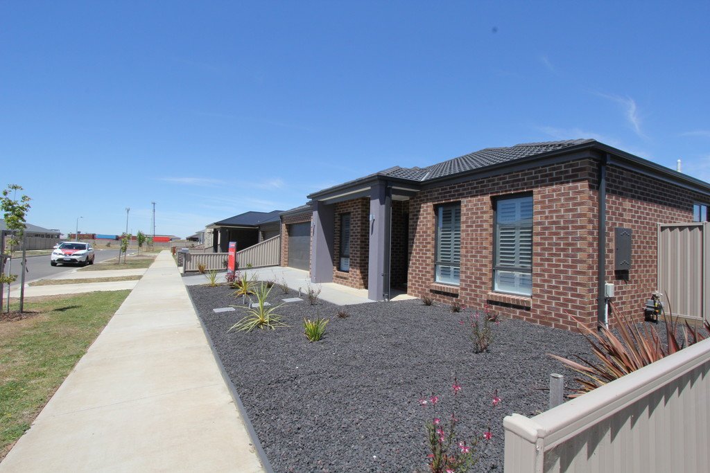 12 Carrum Street ALFREDTON 22