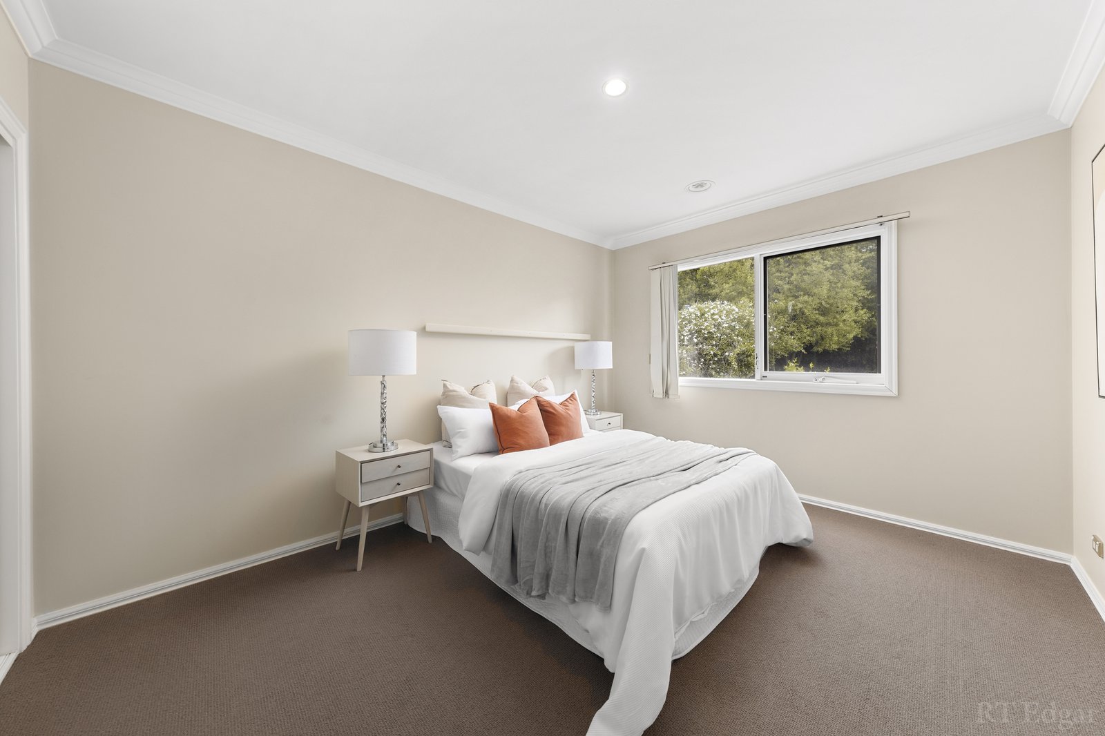 Real Estate and Property in 12 Castlebar Way, Templestowe, VIC